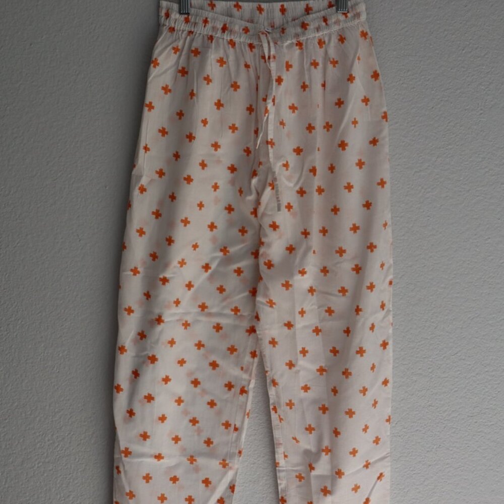 PAJAMAS - Picture 2 of 4